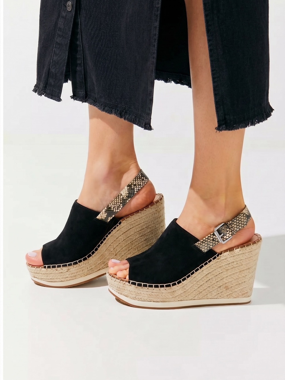 NWOT Dolce Vita Shan Platform Wedge